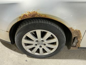 Volkswagen Passat 2.0 TDI Trendline 2010 – снимка на щета 18
