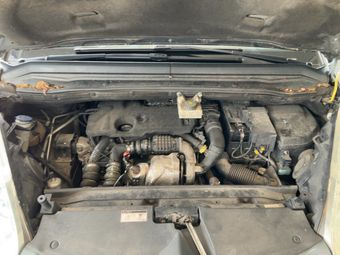 Citroen C4 Picasso 1.6 HDi Confort 2011 – снимка на щета 36