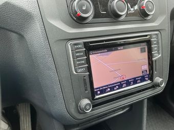 Volkswagen Caddy 2.0 TDI Maxi Trendline BlueMotion Tech 2019 – снимка на щета 44