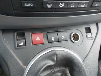 Citroen Berlingo 1.6 Blue-HDi Shine 2018 – снимка на щета 53