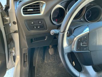 Citroen C4 1.6 Blue-HDi Selection 2016 – снимка на щета 45